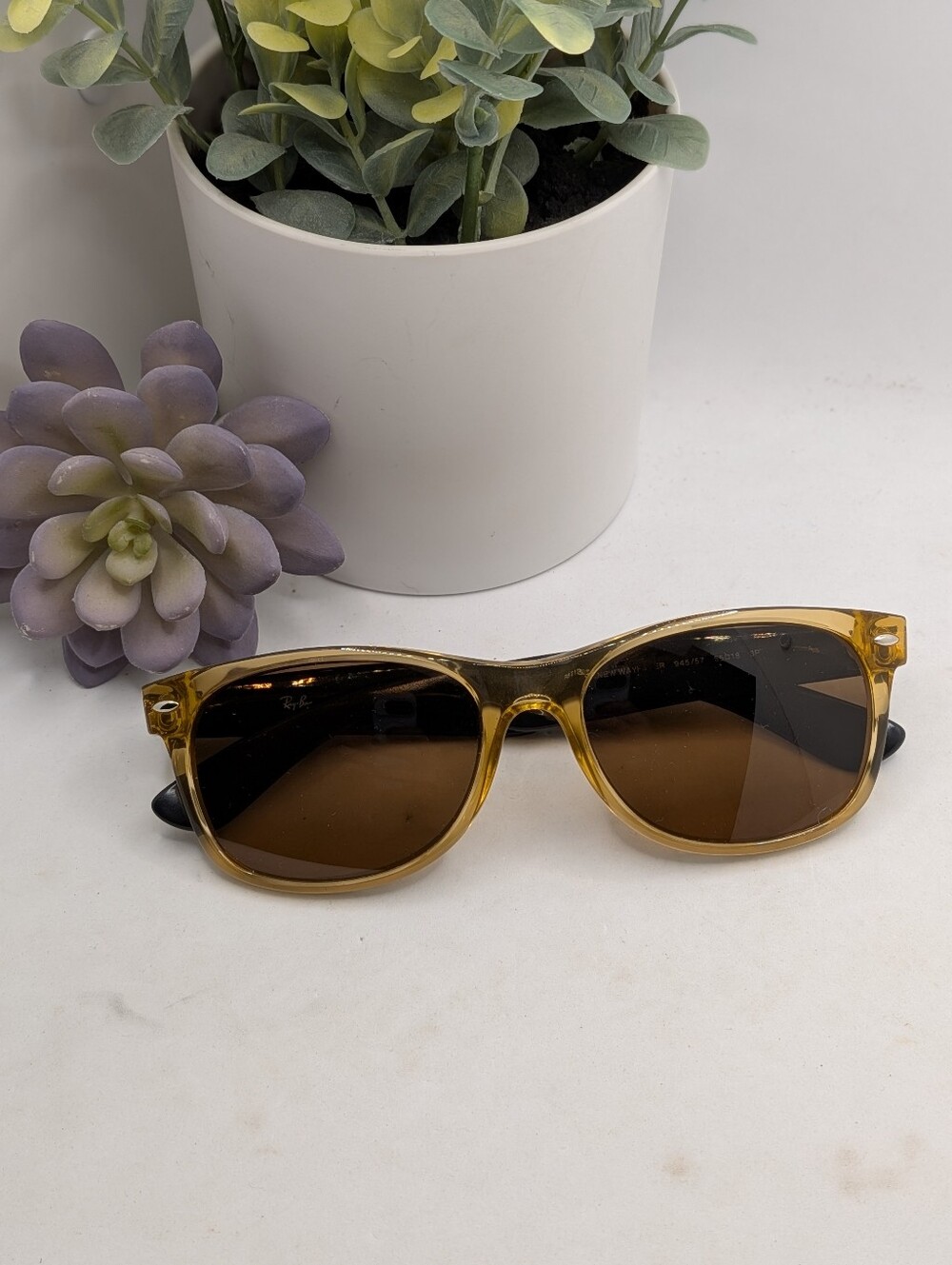 Ray-Ban RB 2132 New Wayfarer Polarized Sunglasses